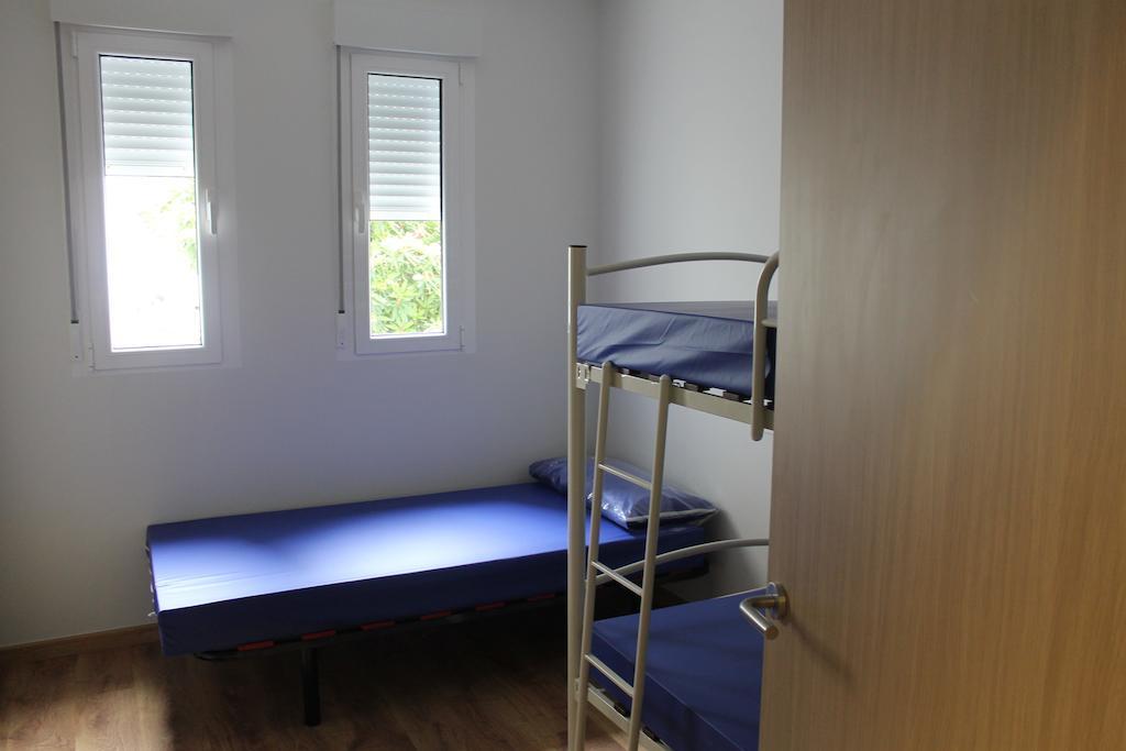 Pension-Albergue Puente Ribeira Sarria Room photo